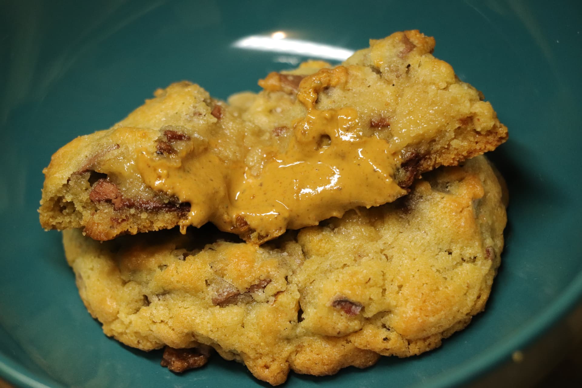 Le cookie “Brocéliande”, cœur de pâte à tartiner pistache
